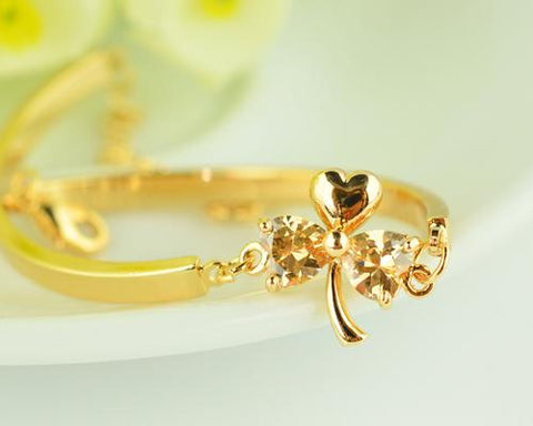 Lucky Three-leaf Clover Champagne Crystal Bangle